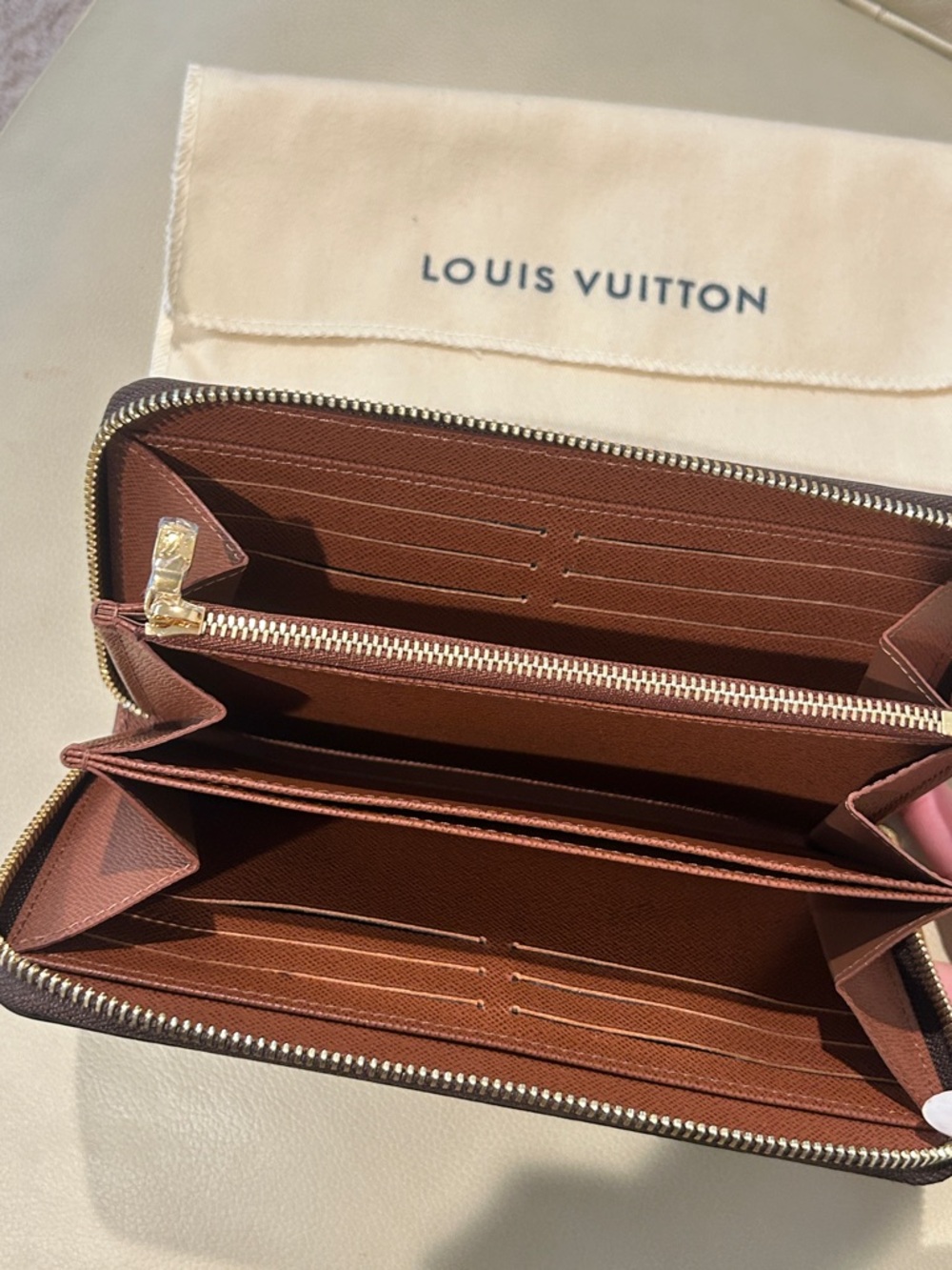 Pink Cardholder Key Charm - Picture 2 of 7